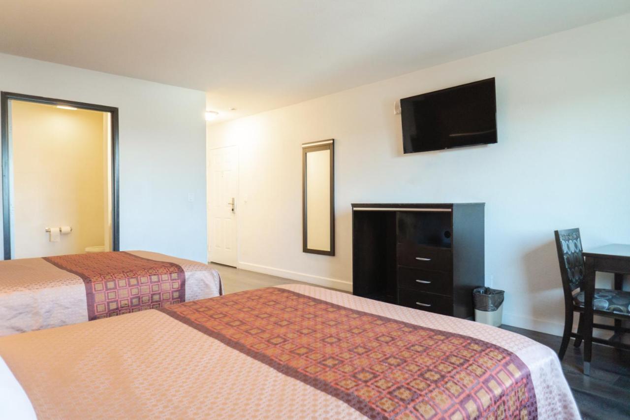 Maywood Inn מראה חיצוני תמונה